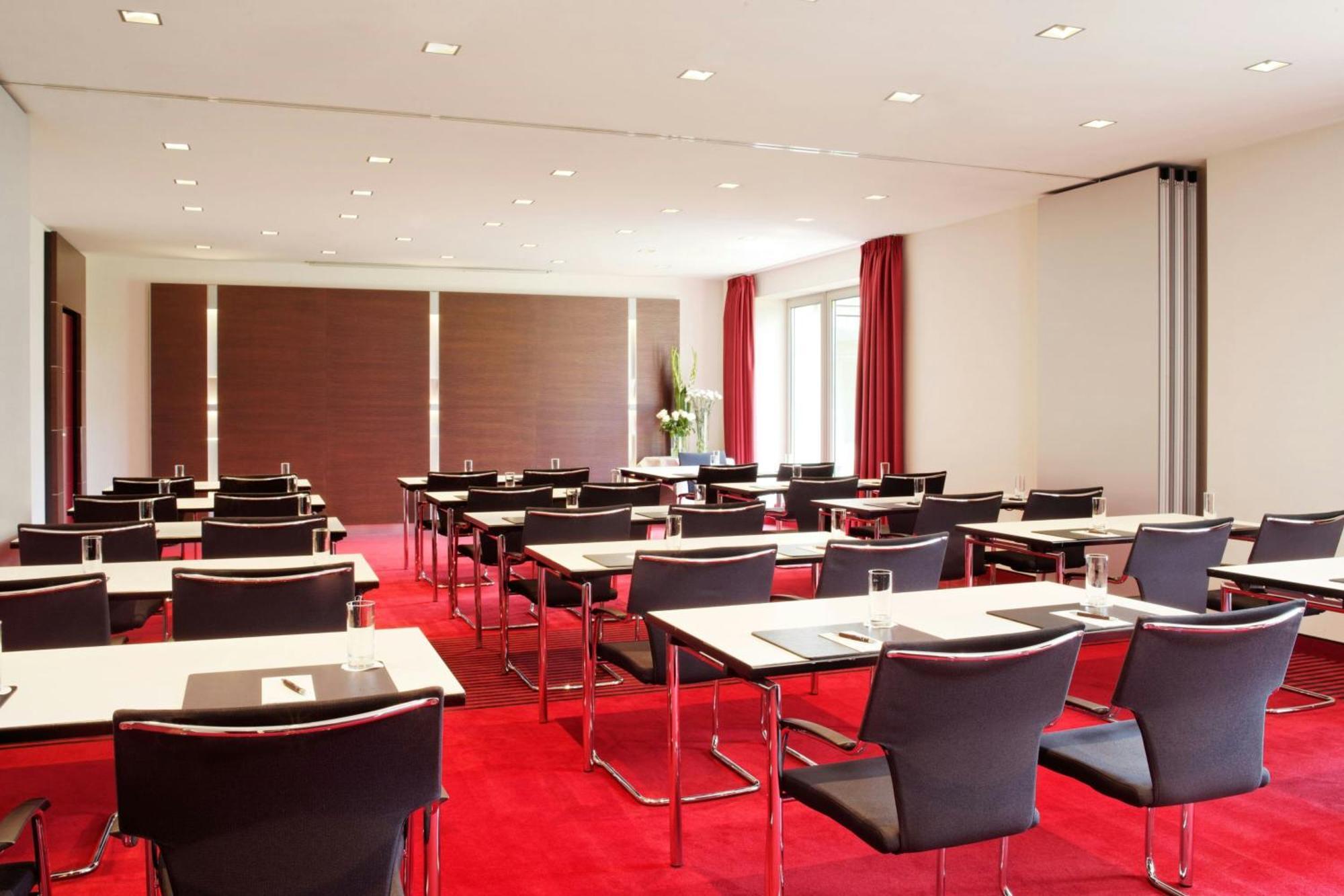 Sheraton Airport Hotel